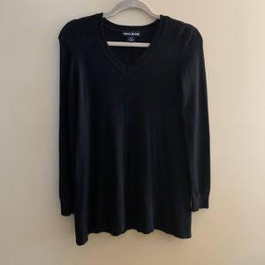 DKNY JEANS Ladies' V-Neck Sweater Black